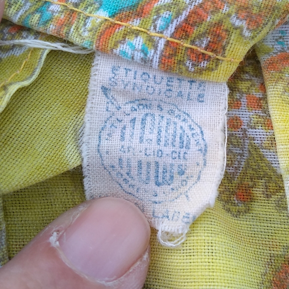 Vintage Sleeveless Blouse, Size Medium, Paisley, Double Breasted, Pearl … - Picture 8 of 11